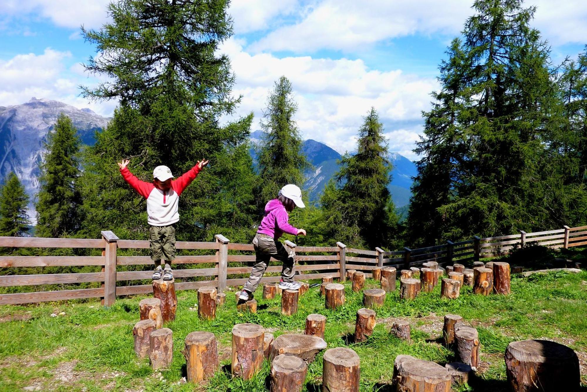 Europa Pension Tirol Fliess Esterno foto