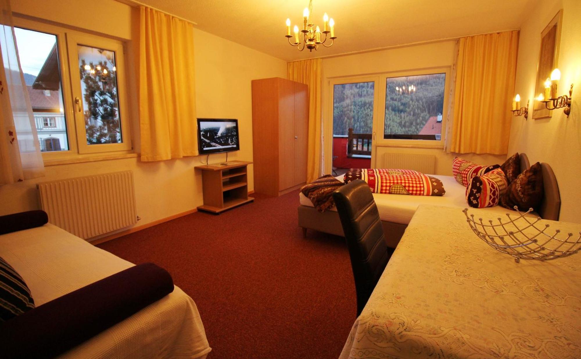 Europa Pension Tirol Fliess Camera foto
