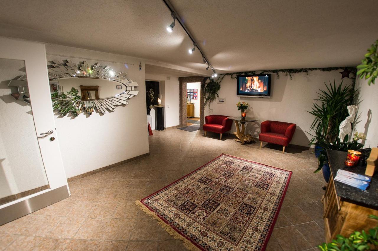 Europa Pension Tirol Fliess Esterno foto