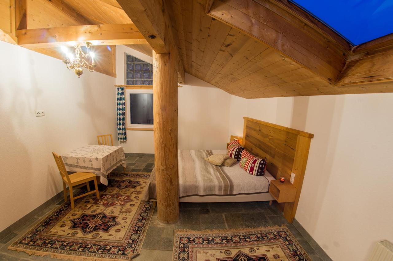 Europa Pension Tirol Fliess Esterno foto